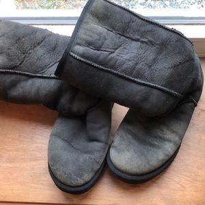 Tall black uggs